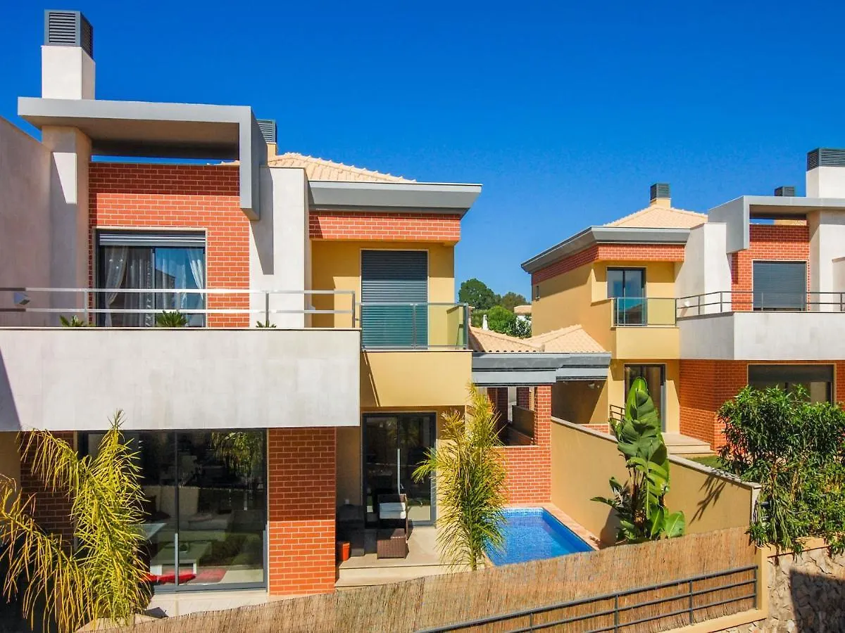 V4, Villa Jardins Branqueira Near Beach, 알부페이라
